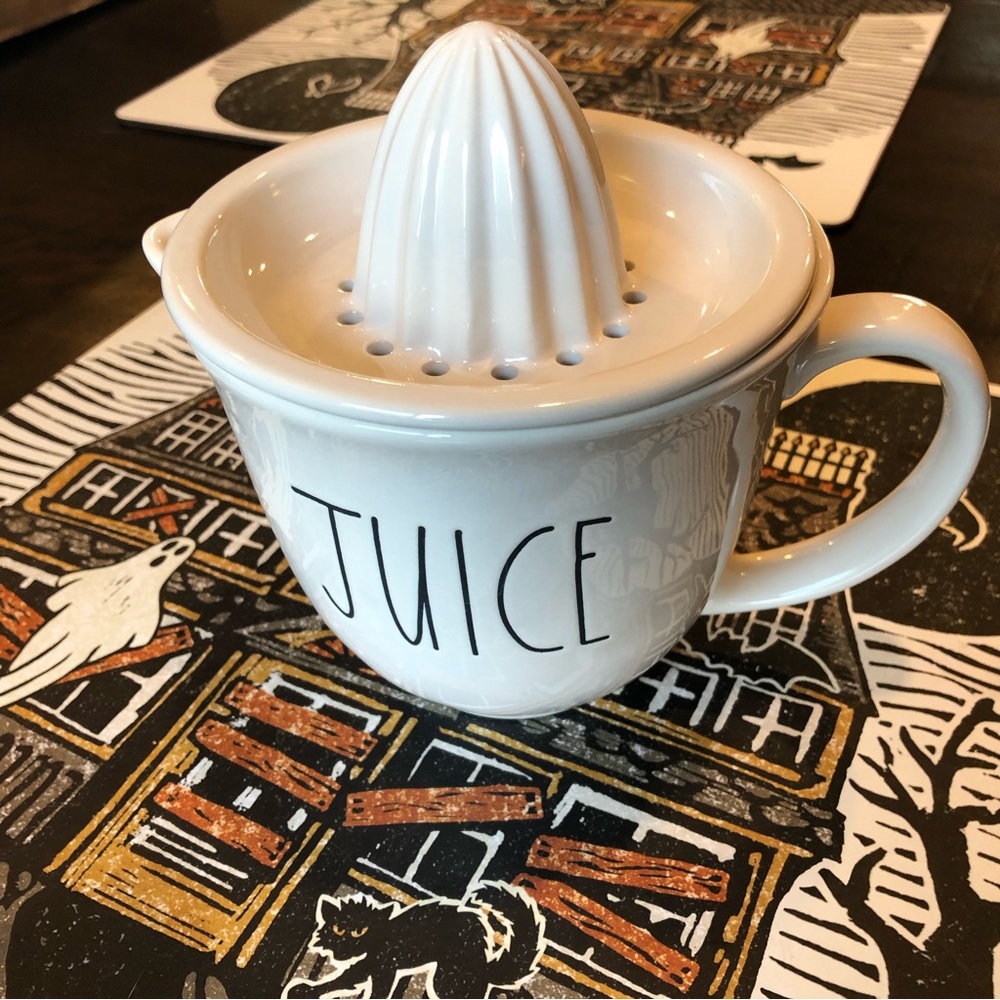 Rae Dunn Citrus Juicer